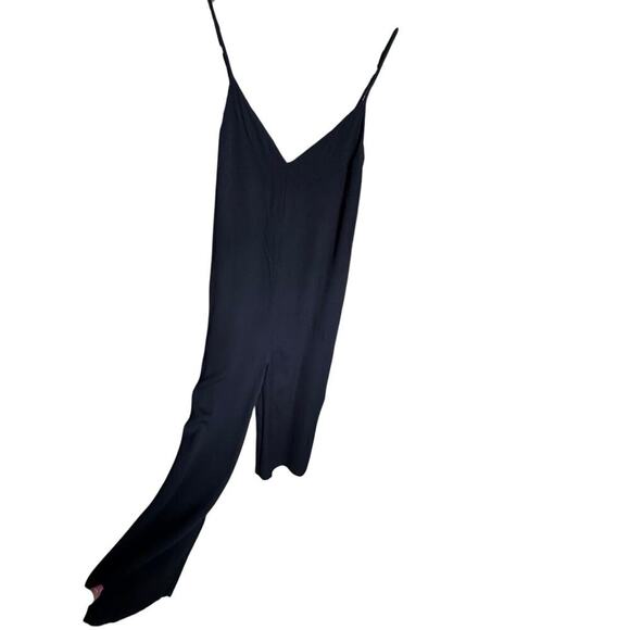 Reformation Gilda Jumpsuit Cropped Wide Leg Flowy V Neck Black Size Medium - Picture 5 of 13